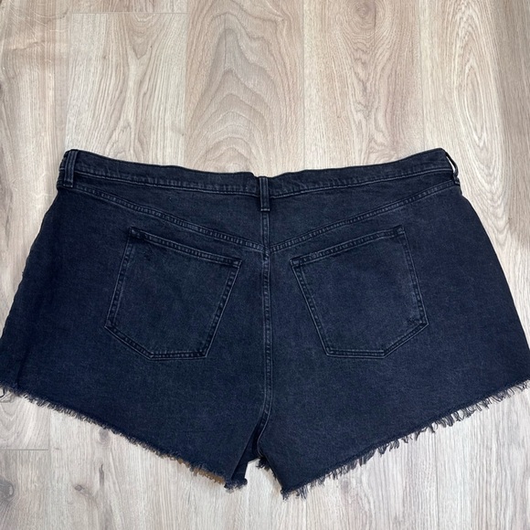 NWT Abercrombie & Fitch 90s Relaxed Cutoff Shorts Denim Curve Love 37/24 Plus SZ - Picture 11 of 12